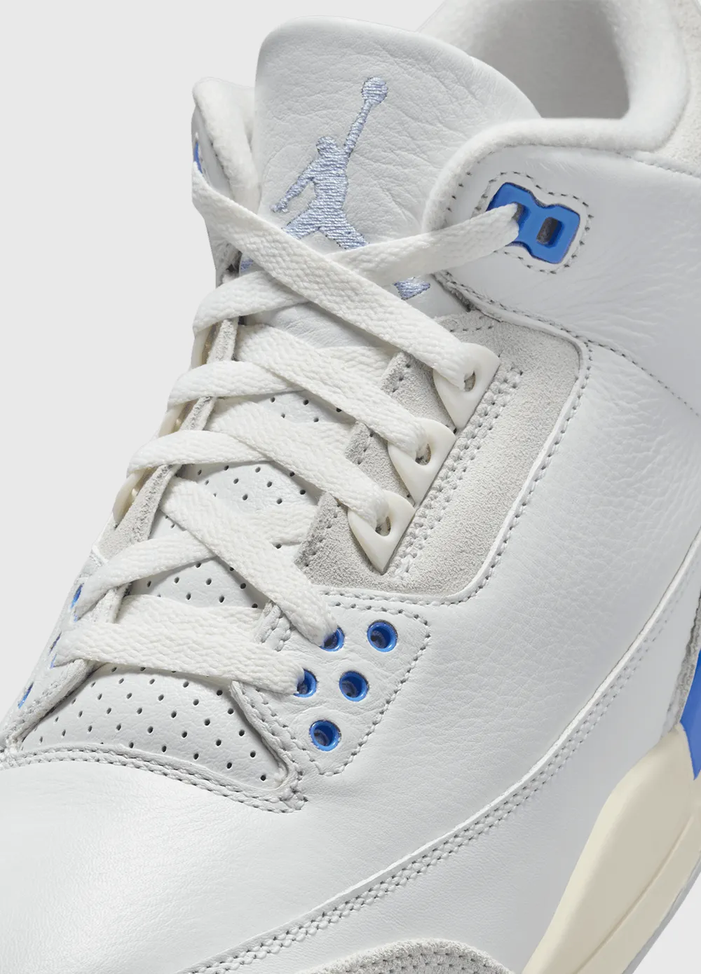 Air Jordan 3 'Lucky Shorts' Sneakers