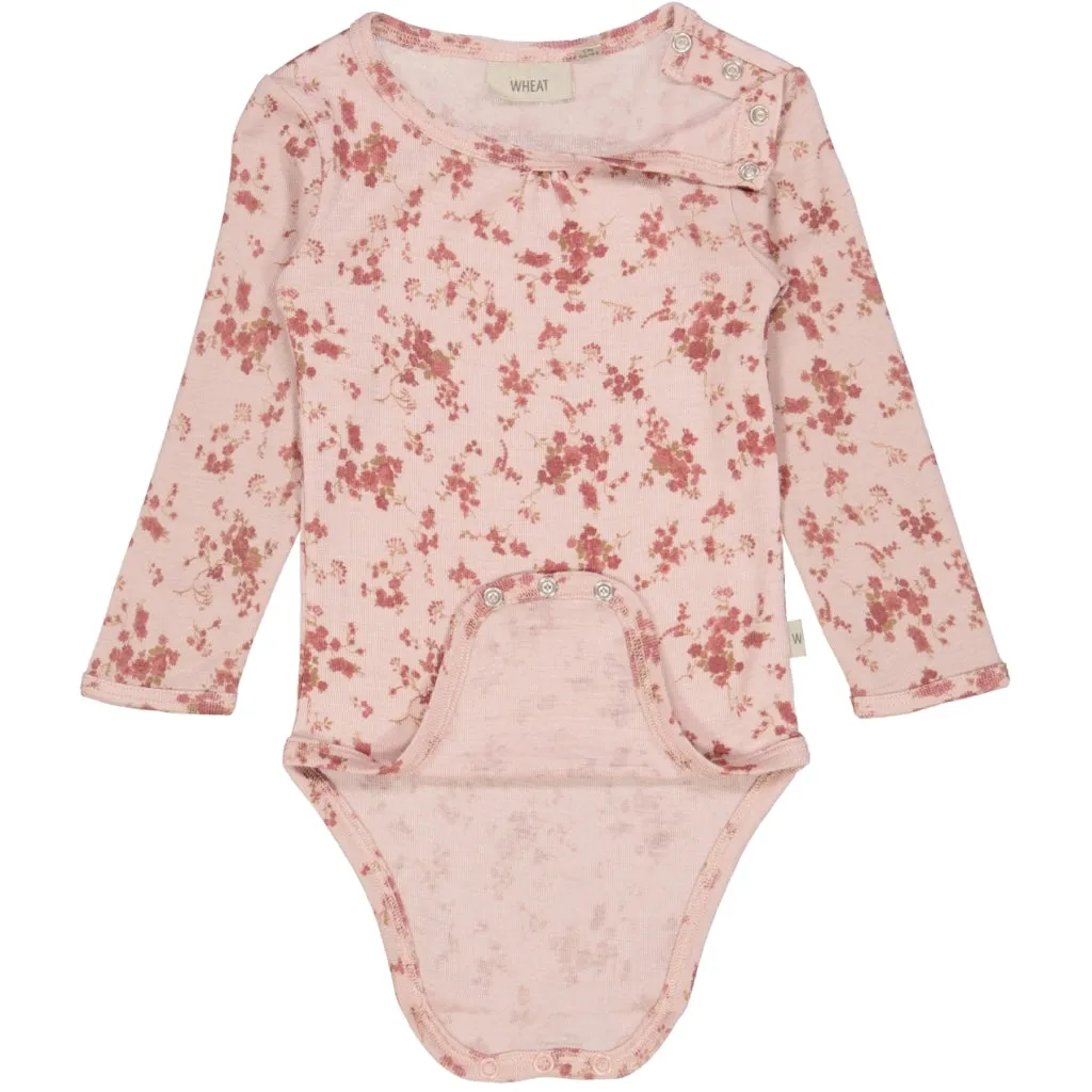 Body Gatherings Wool LS - rose flowers