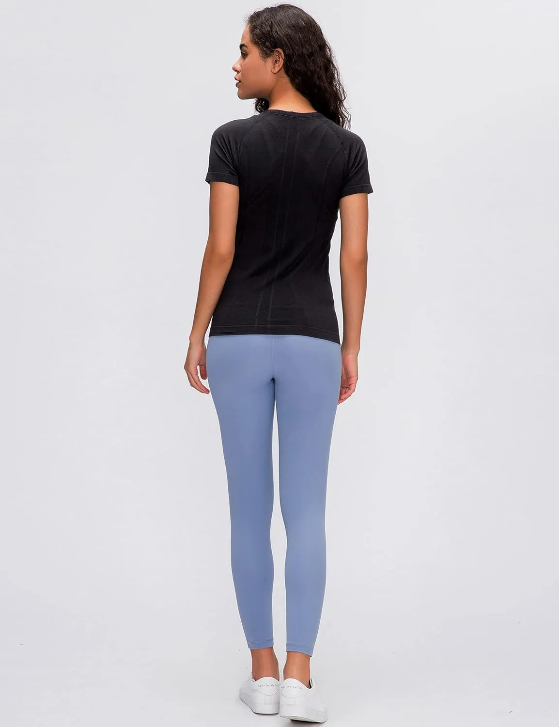 LUYAA Women's Workout Tops Long Sleeve Shirts Yoga Sports Breathable Gym Athletic Top Slim Fit